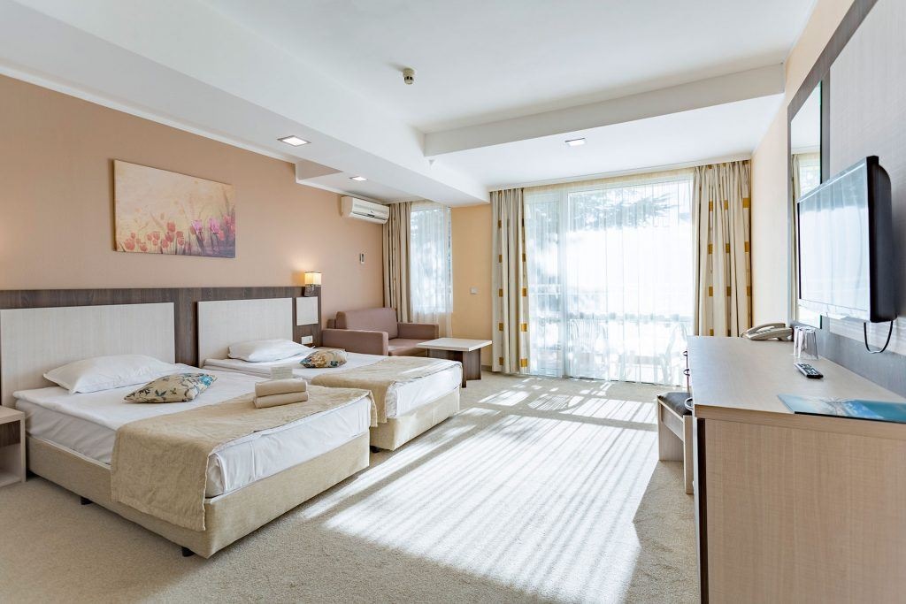 rooms-doubletwin-standard-room