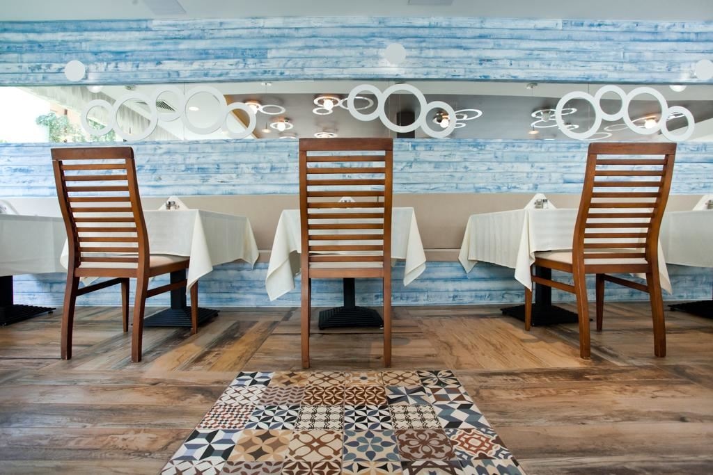 restaurants-restaurants