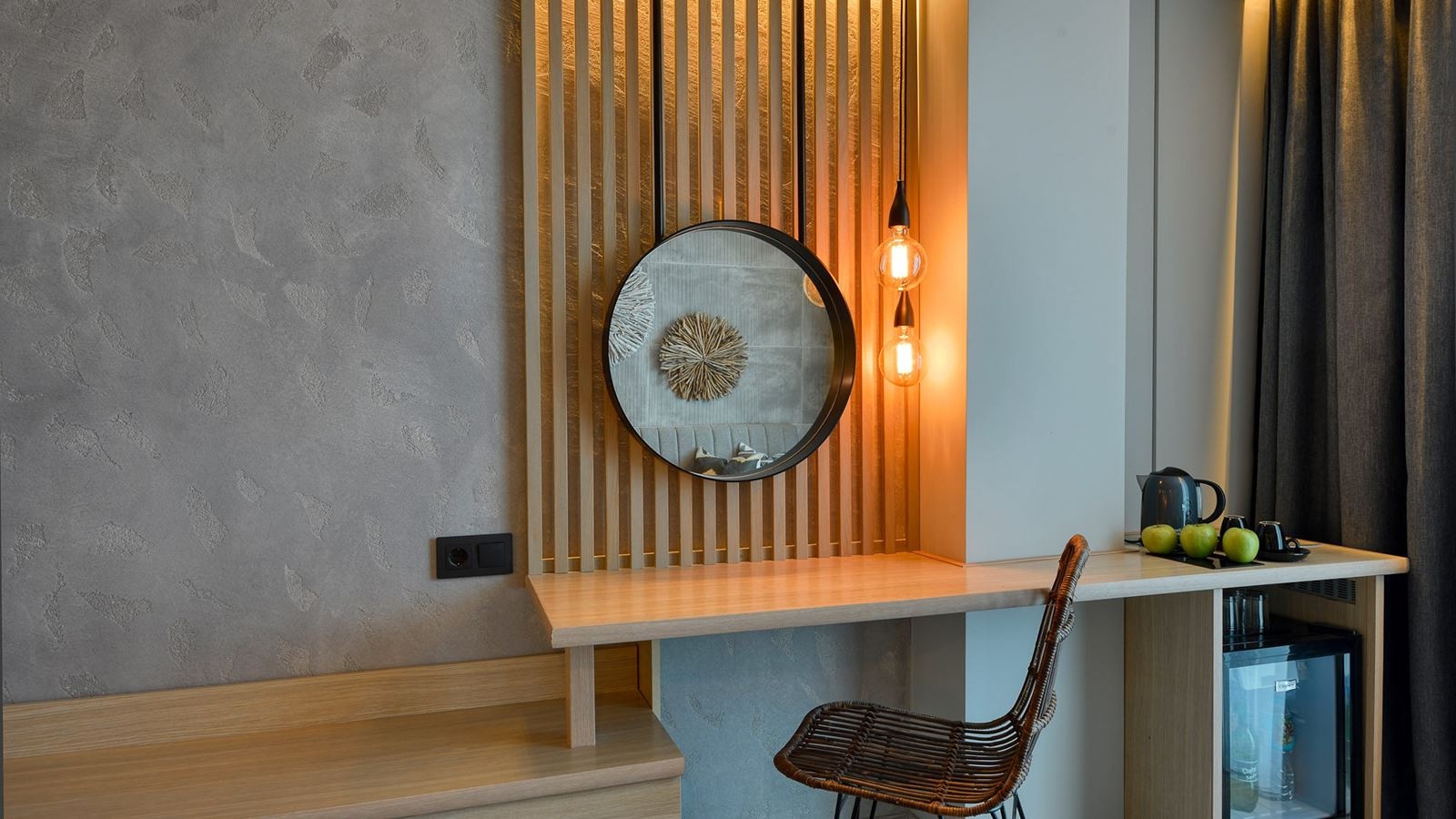 rooms-double-room-land-view