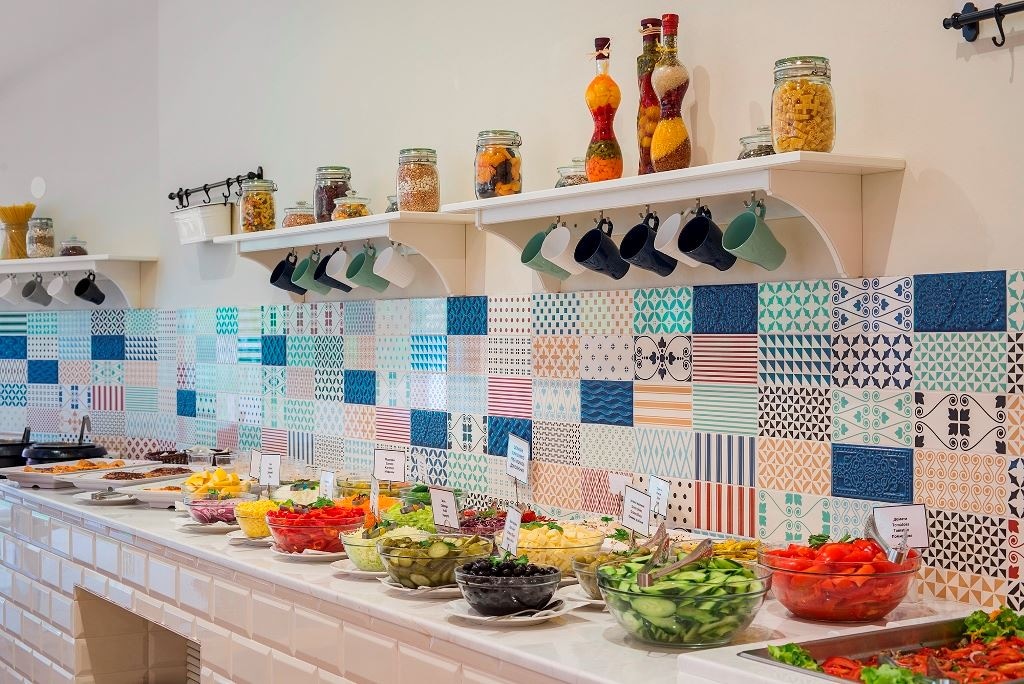 restaurants-open-buffet-restraurant