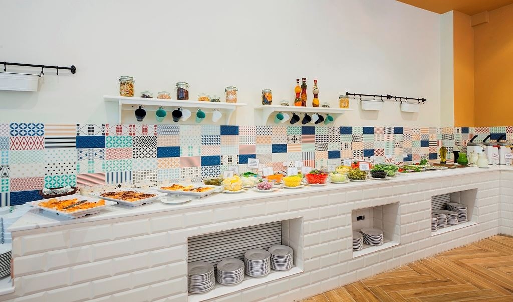 restaurants-open-buffet-restraurant