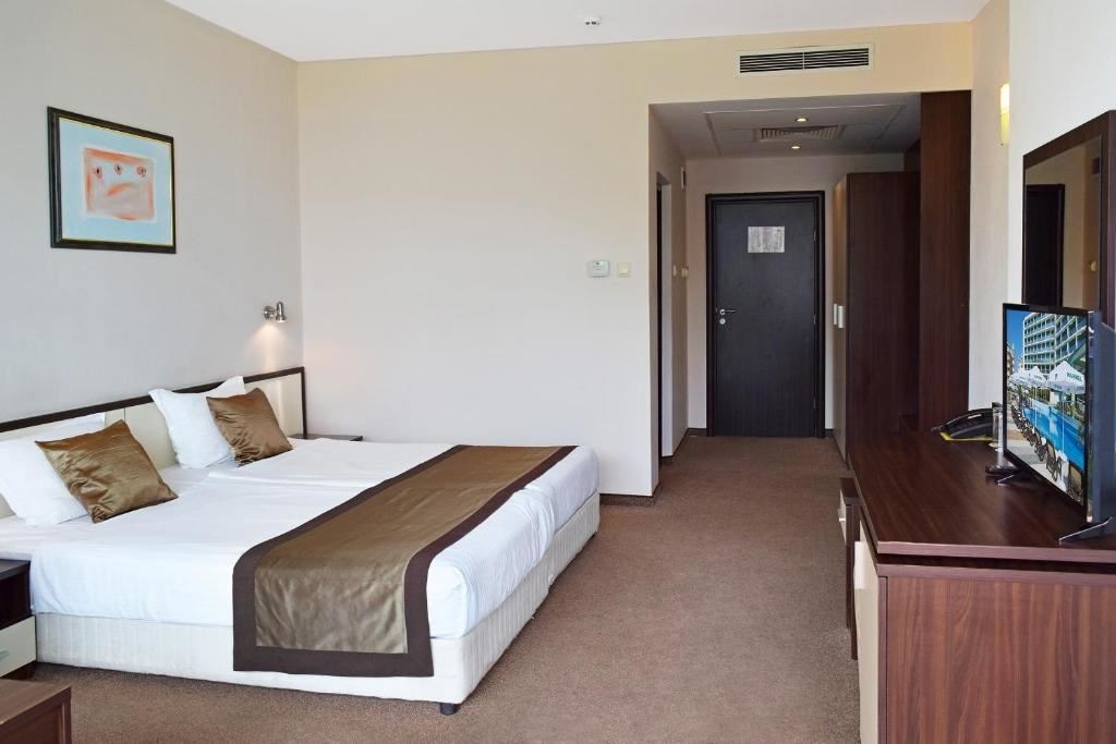 rooms-single-use-standard-room-balcony