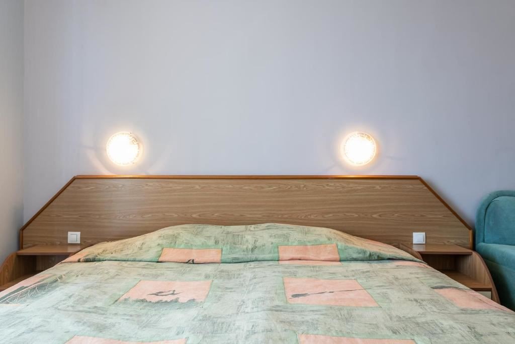 rooms-double-economy-room