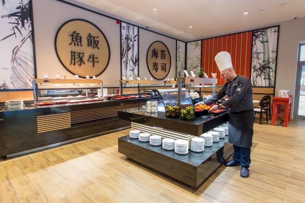 restaurants-restaurants