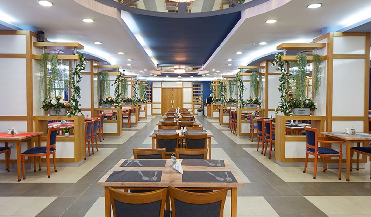 restaurants-restaurants