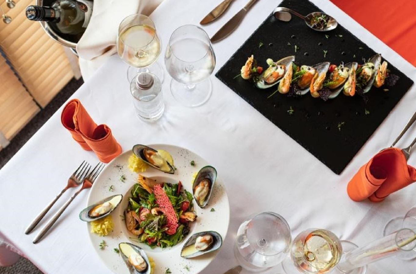 restaurants-vip-salon-sinamon