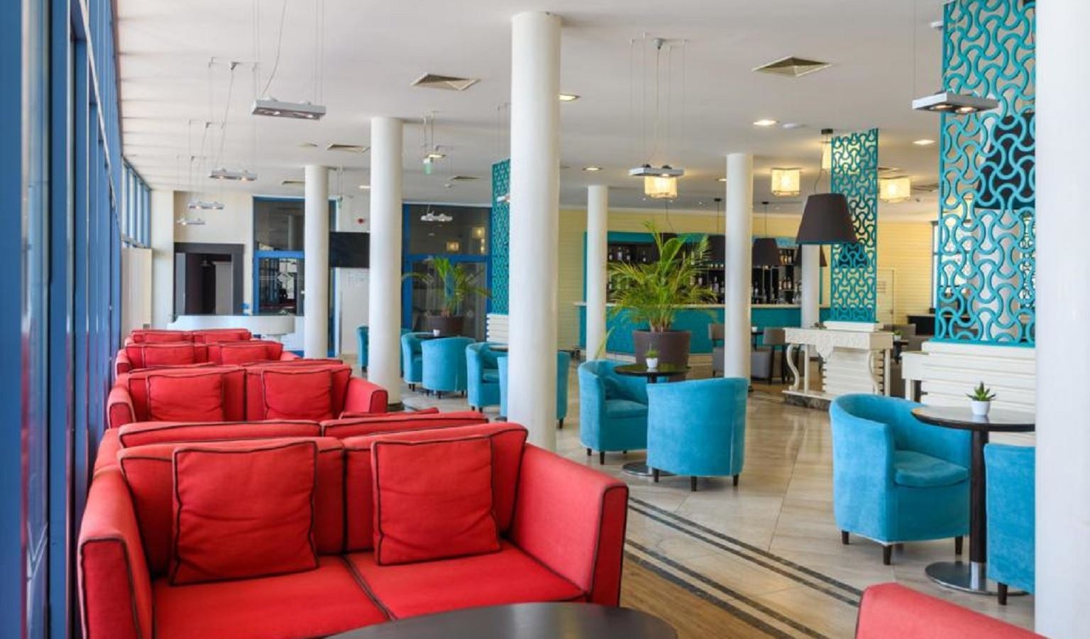 bars-lobby-bar-azalia