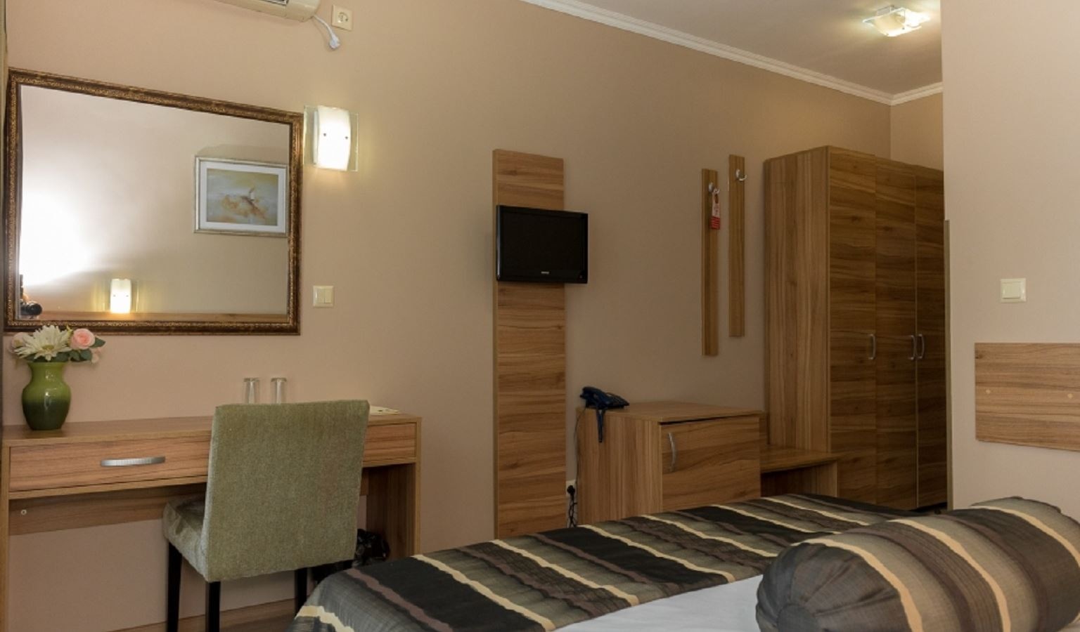 rooms-singleuse-standard-room-balcony