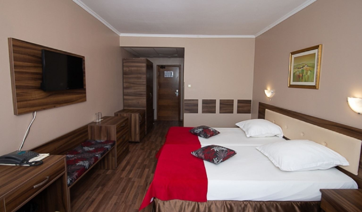 rooms-twin-standard-room-balcony