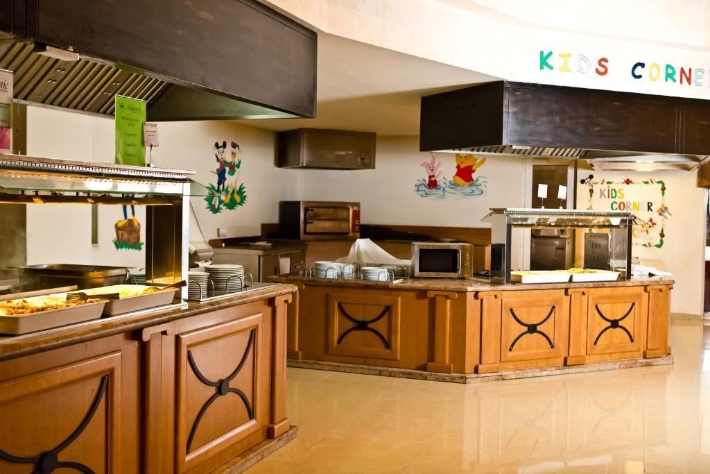 restaurants-main-restaurant