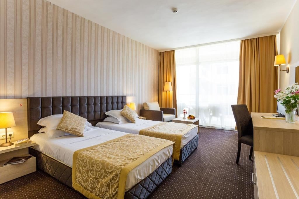 rooms-twin-standard-room-gardenview