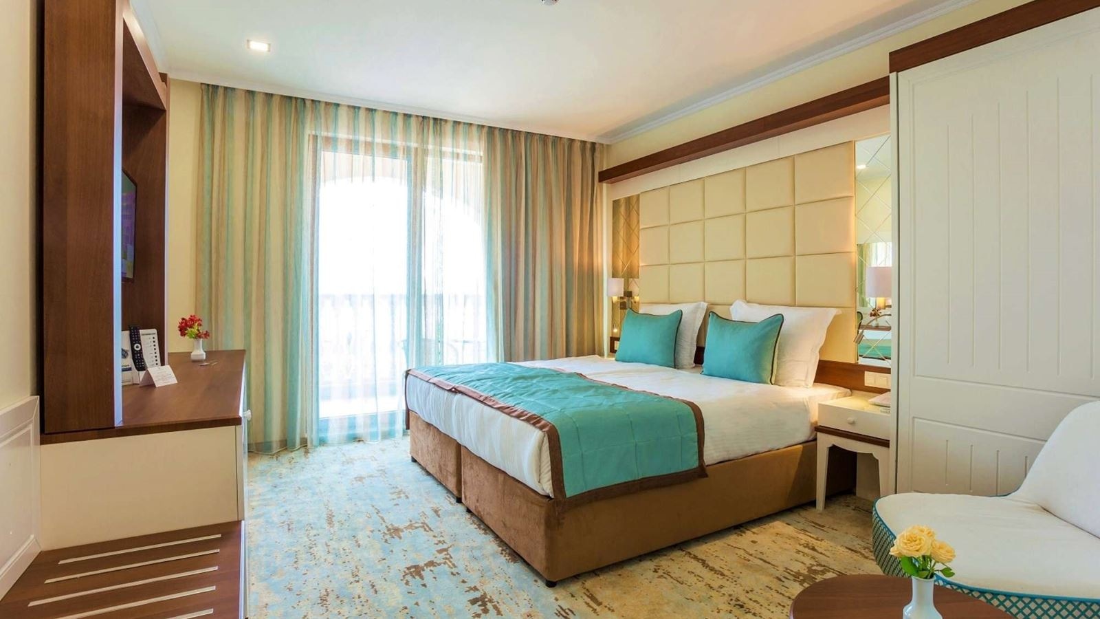 rooms-double-standard-room-side-sea-view