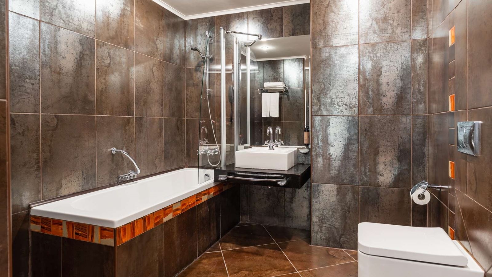 rooms-double-deluxe-room