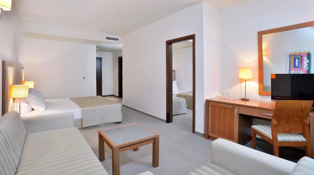 rooms-family-suite-sea-view