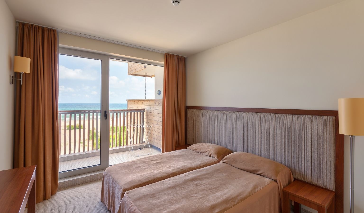rooms-one-bedroom-suite-sea-view