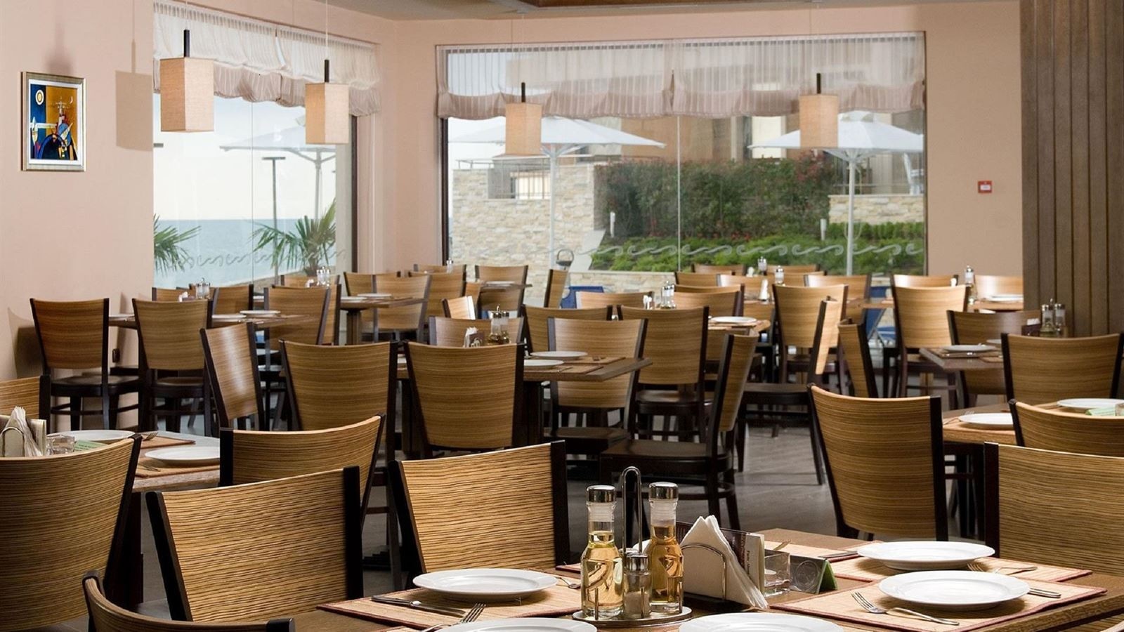 restaurants-restaurants