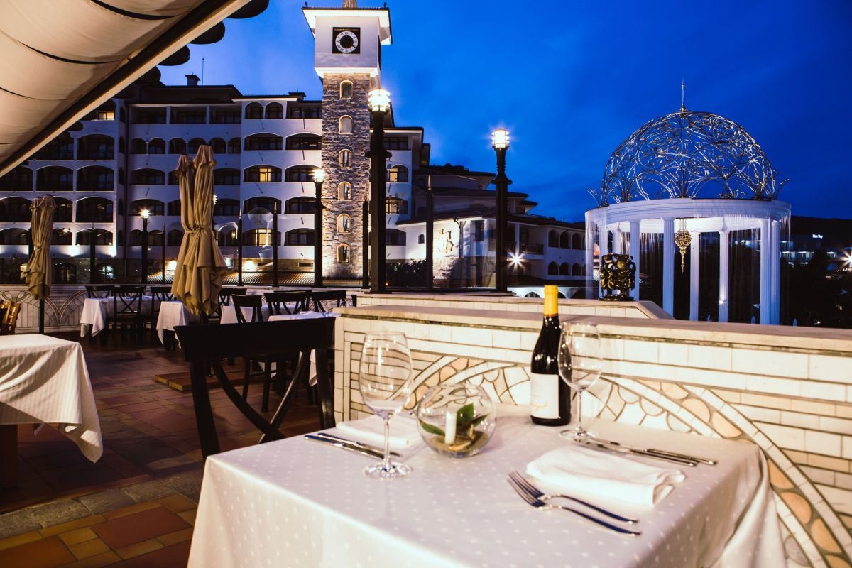 restaurants-dolphin-restaurant