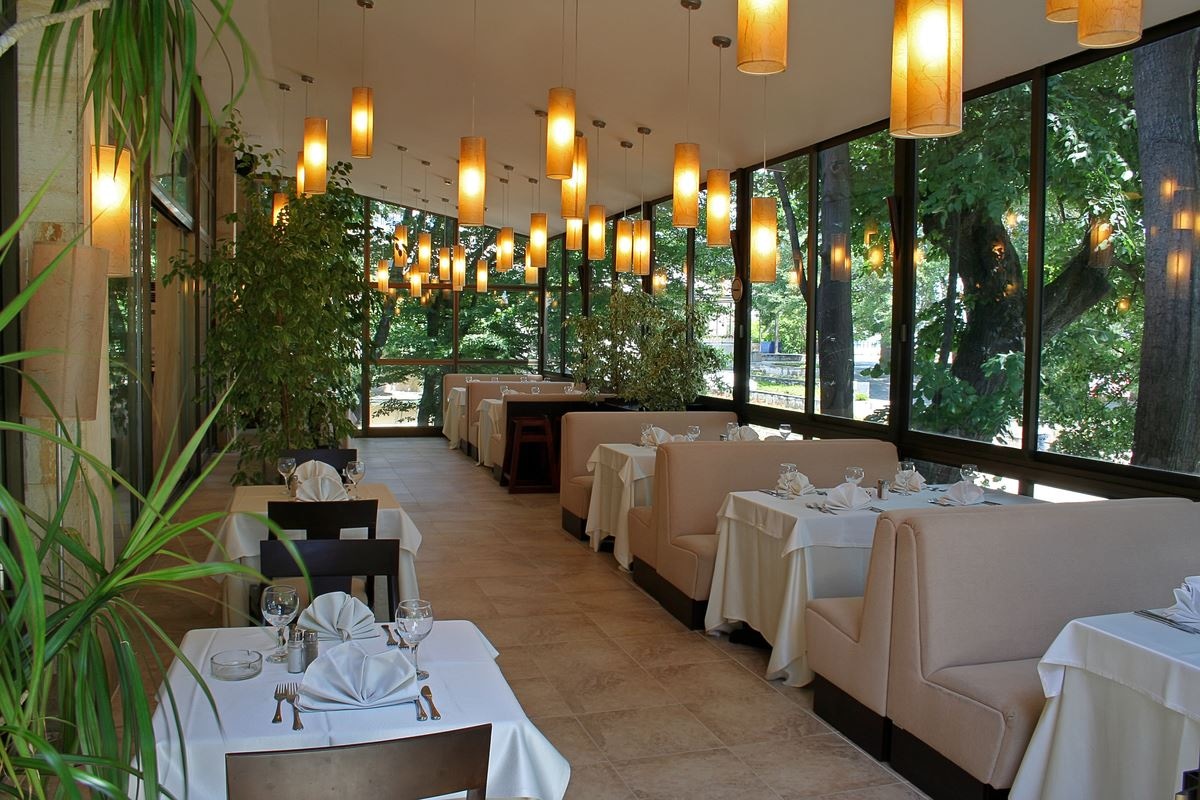 restaurants-main-restaurant