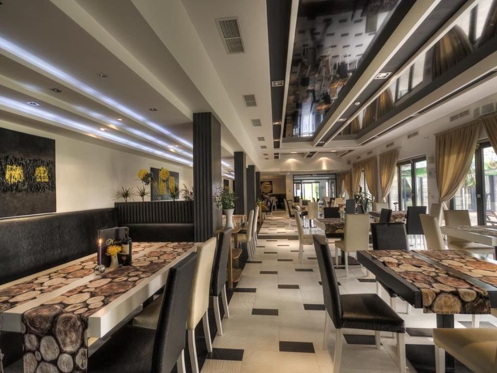 restaurants-main-restaurant