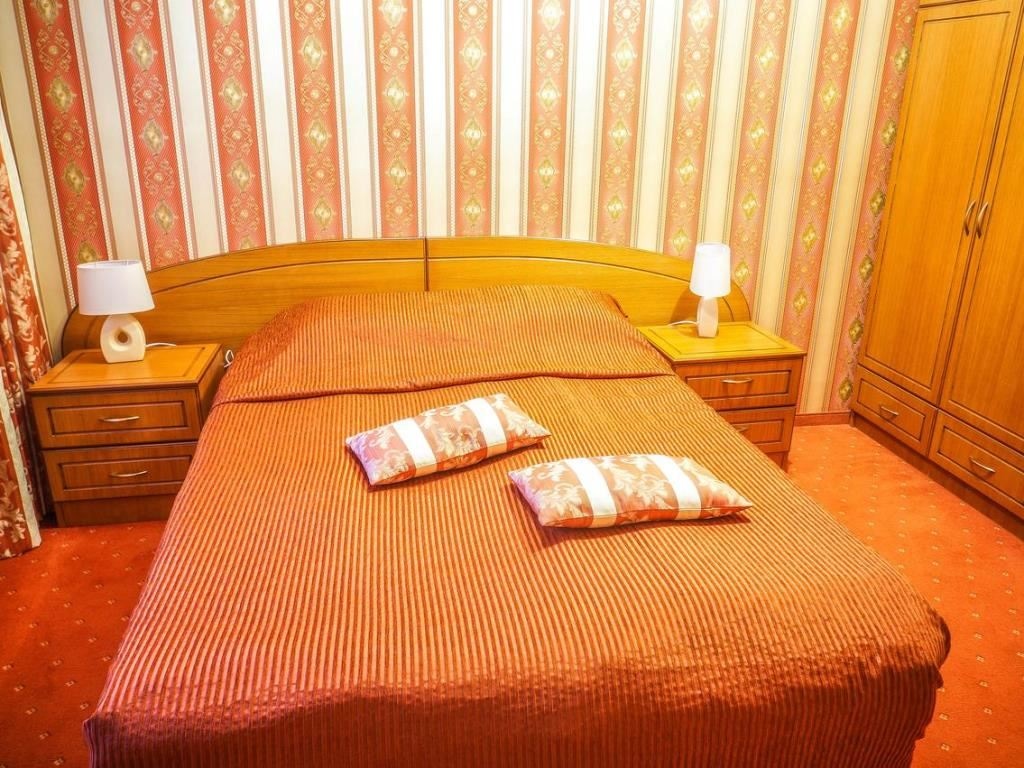 rooms-standard-suite