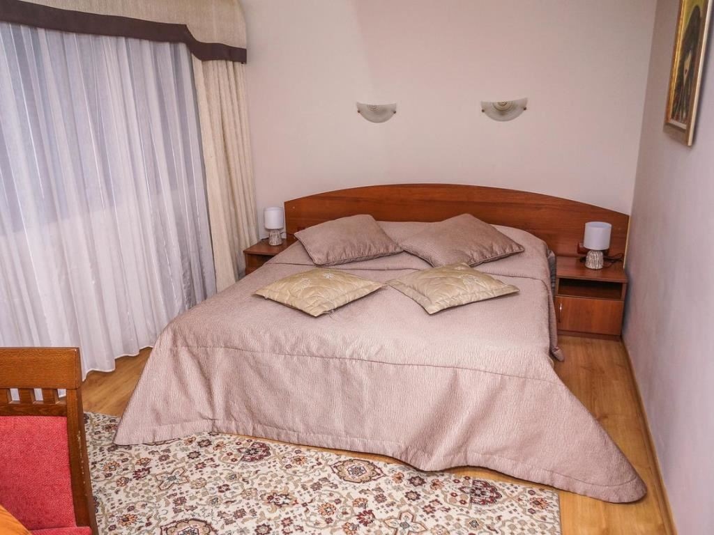 rooms-standard-suite