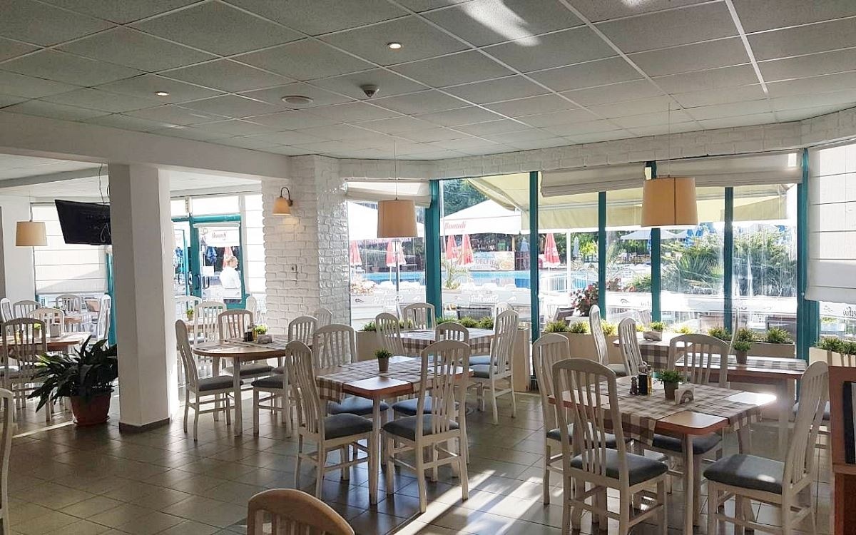 restaurants-restaurants