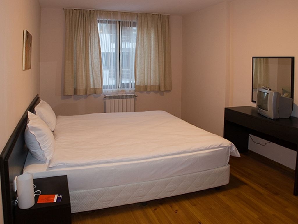 rooms-2-bedroom-standard-apartment-balcony