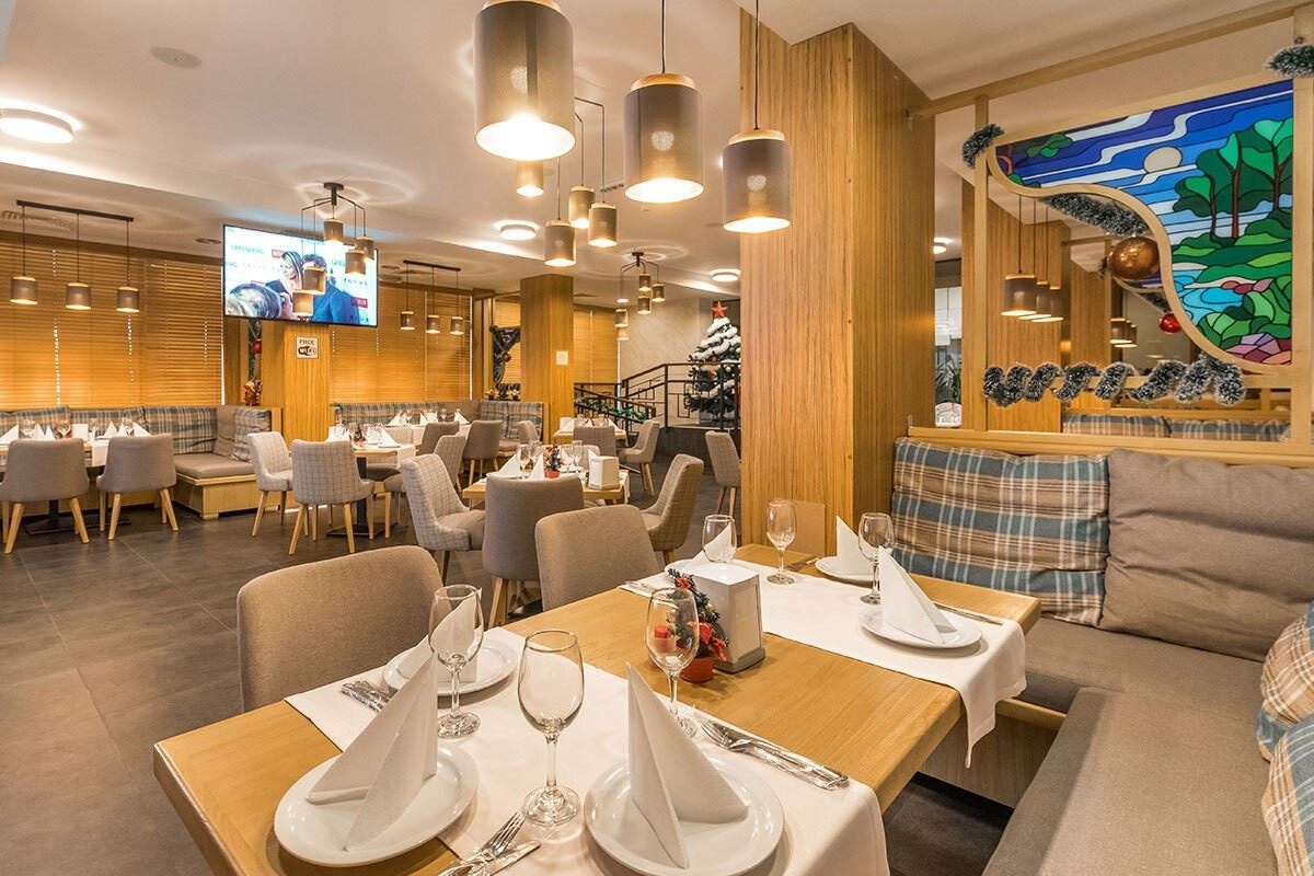 restaurants-restaurant