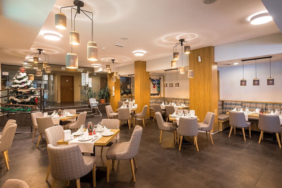 restaurants-restaurant