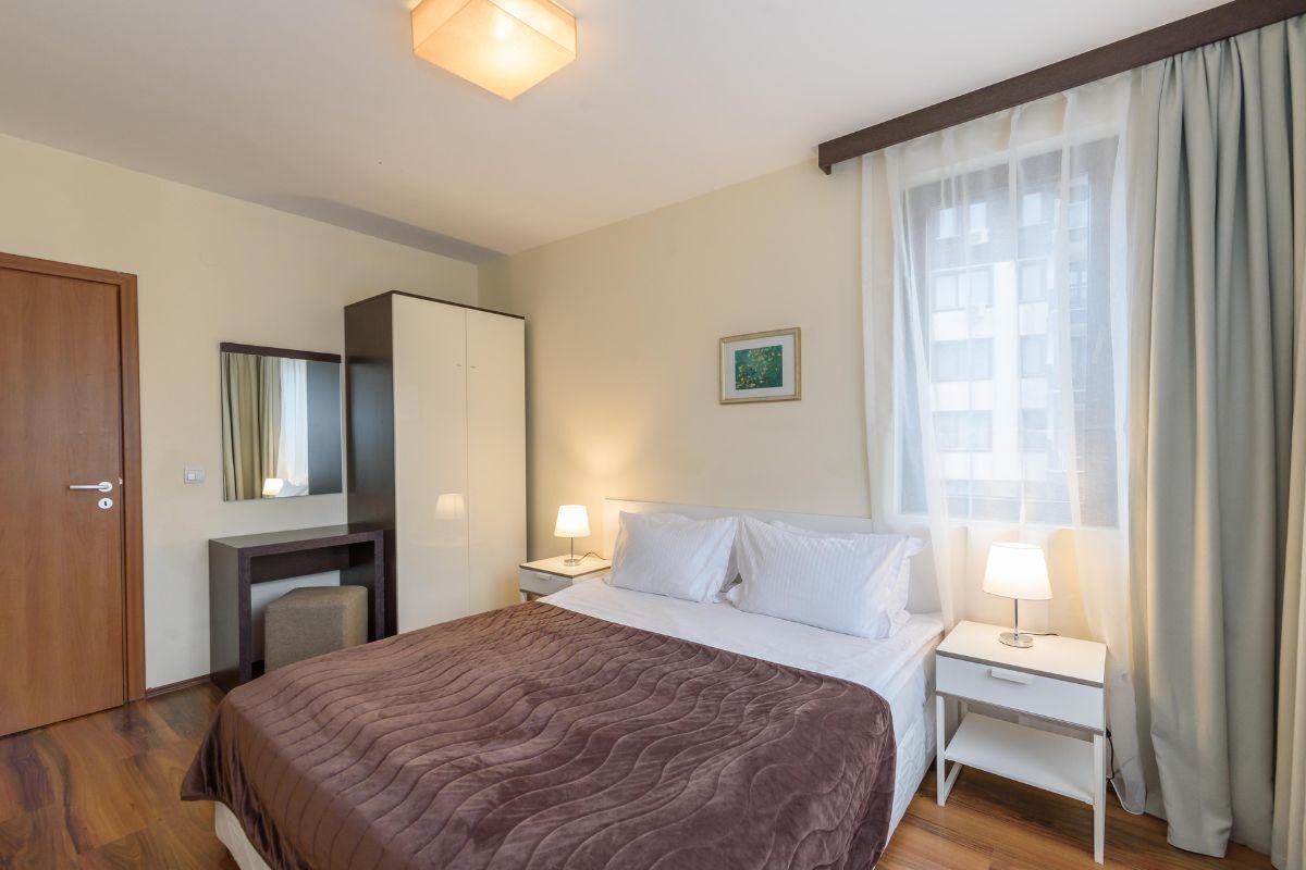 rooms-2-bedroom-standard-apartment-balcony