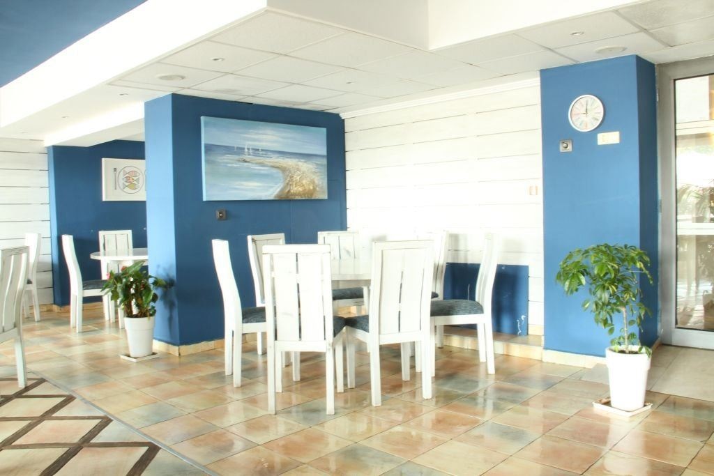 restaurants-restaurants