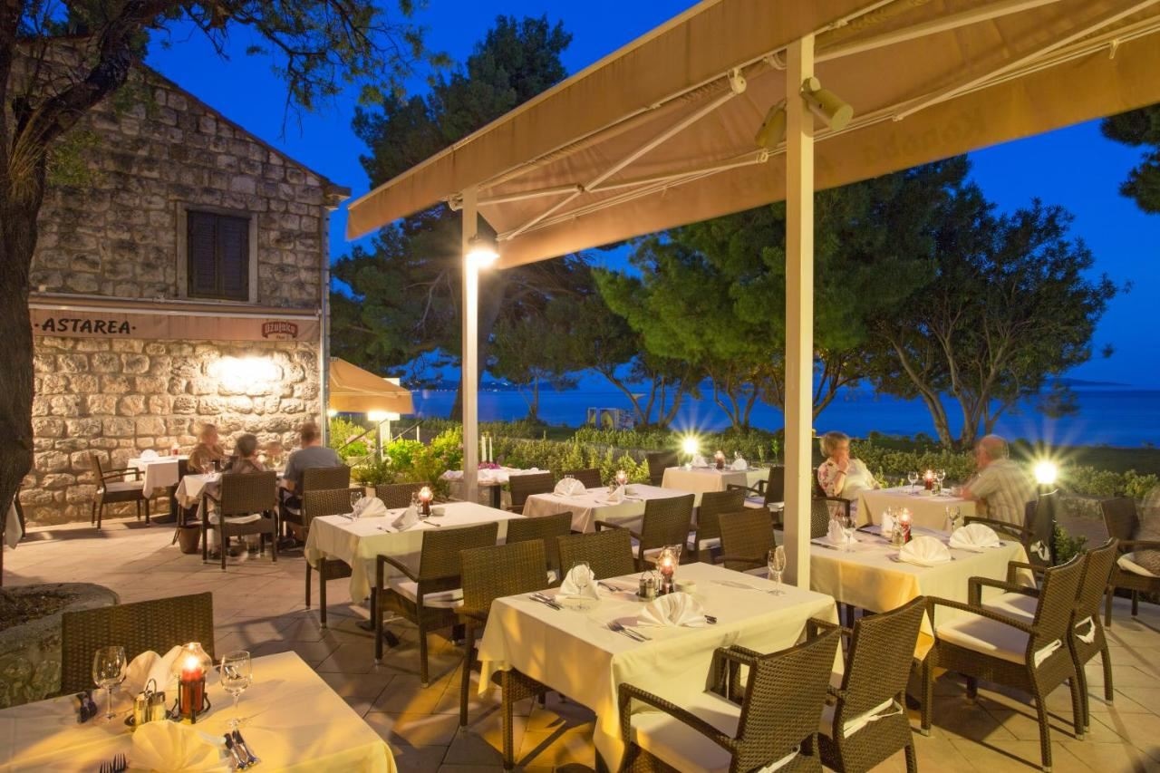 restaurants-restaurants