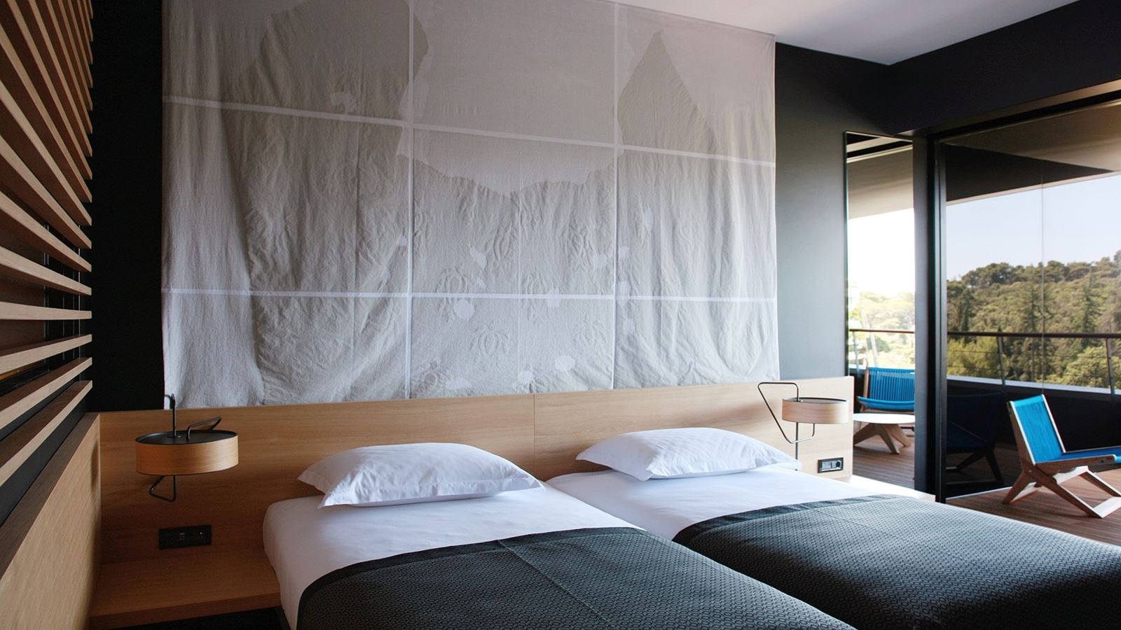 rooms-double-premium-room-balcony-or-terrace