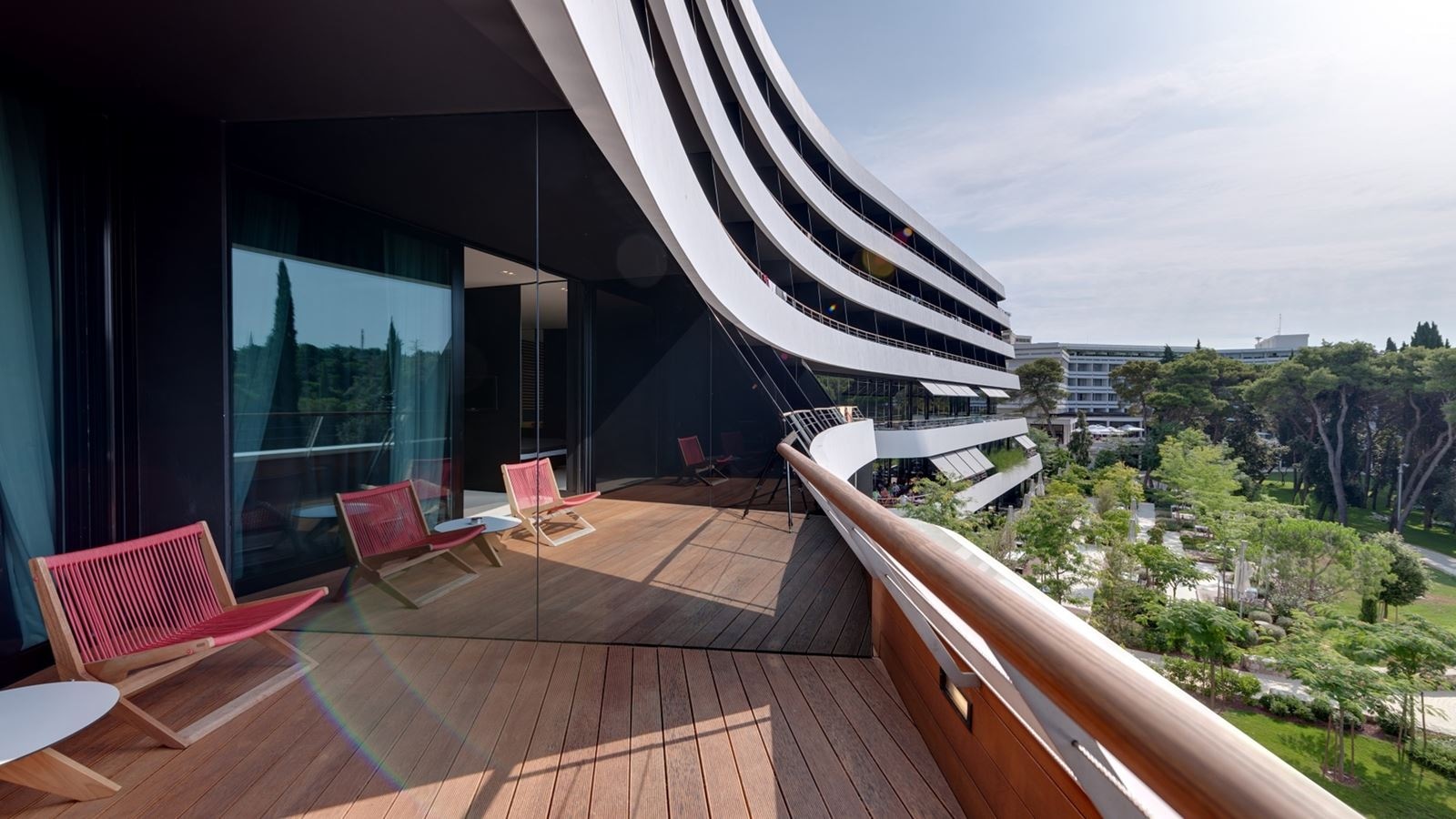 rooms-double-grand-room-park-view-balcony