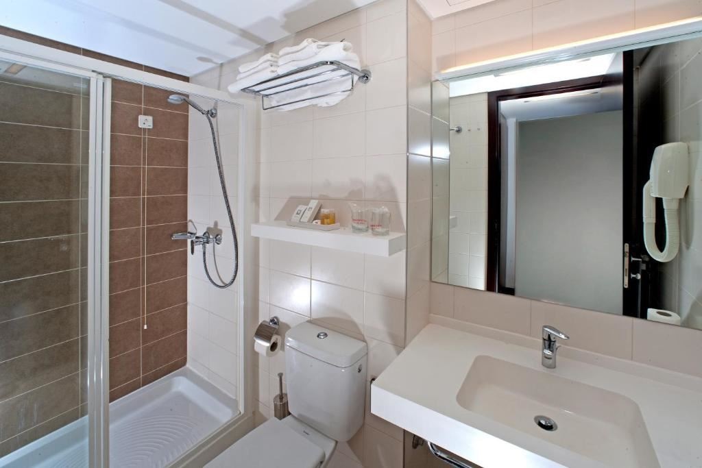 rooms-premium-room-seaview-balcony-promotion