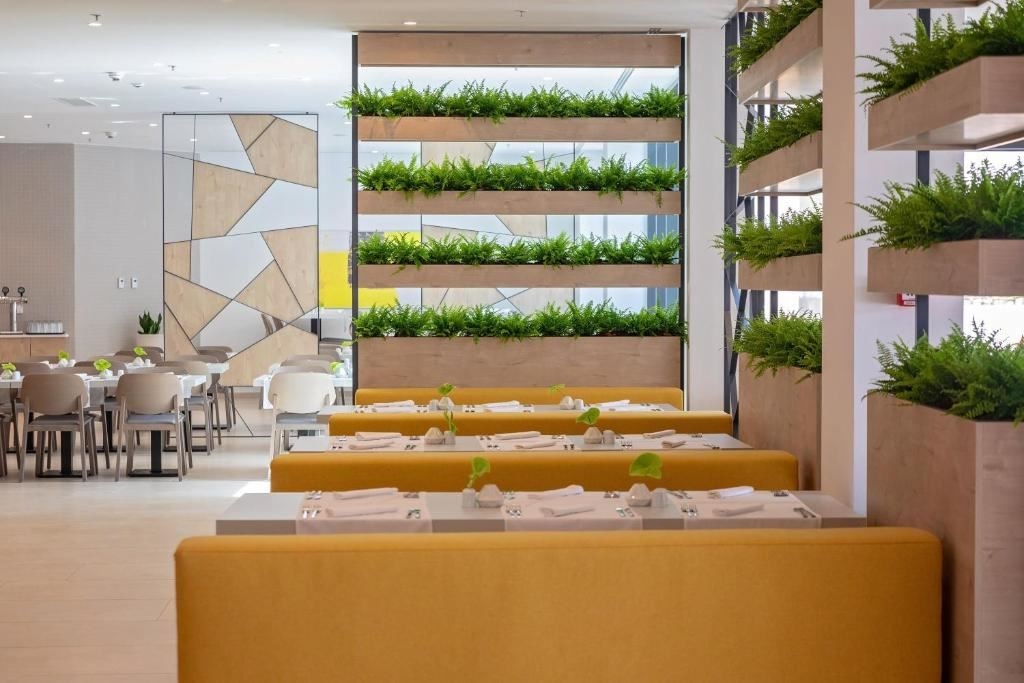 restaurants-restaurants