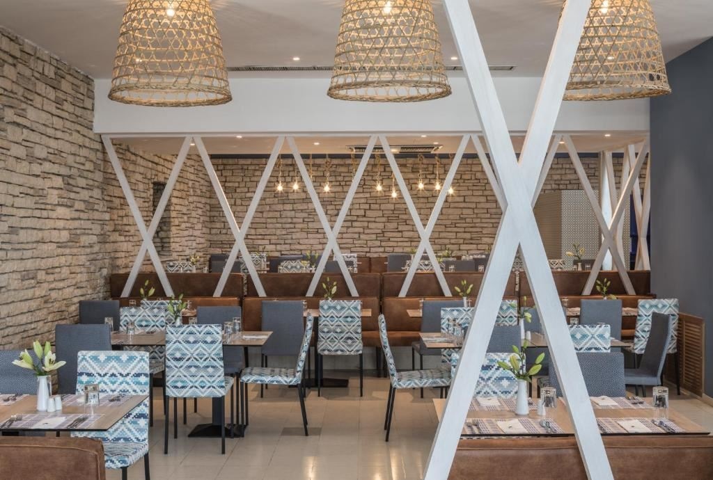 restaurants-restaurants