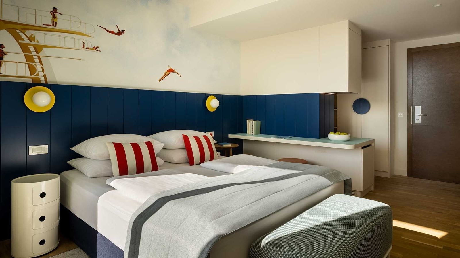 rooms-superior-familyroom-seaside