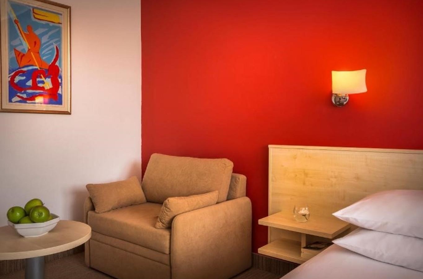 rooms-triple-superior-room-seaside-balcony