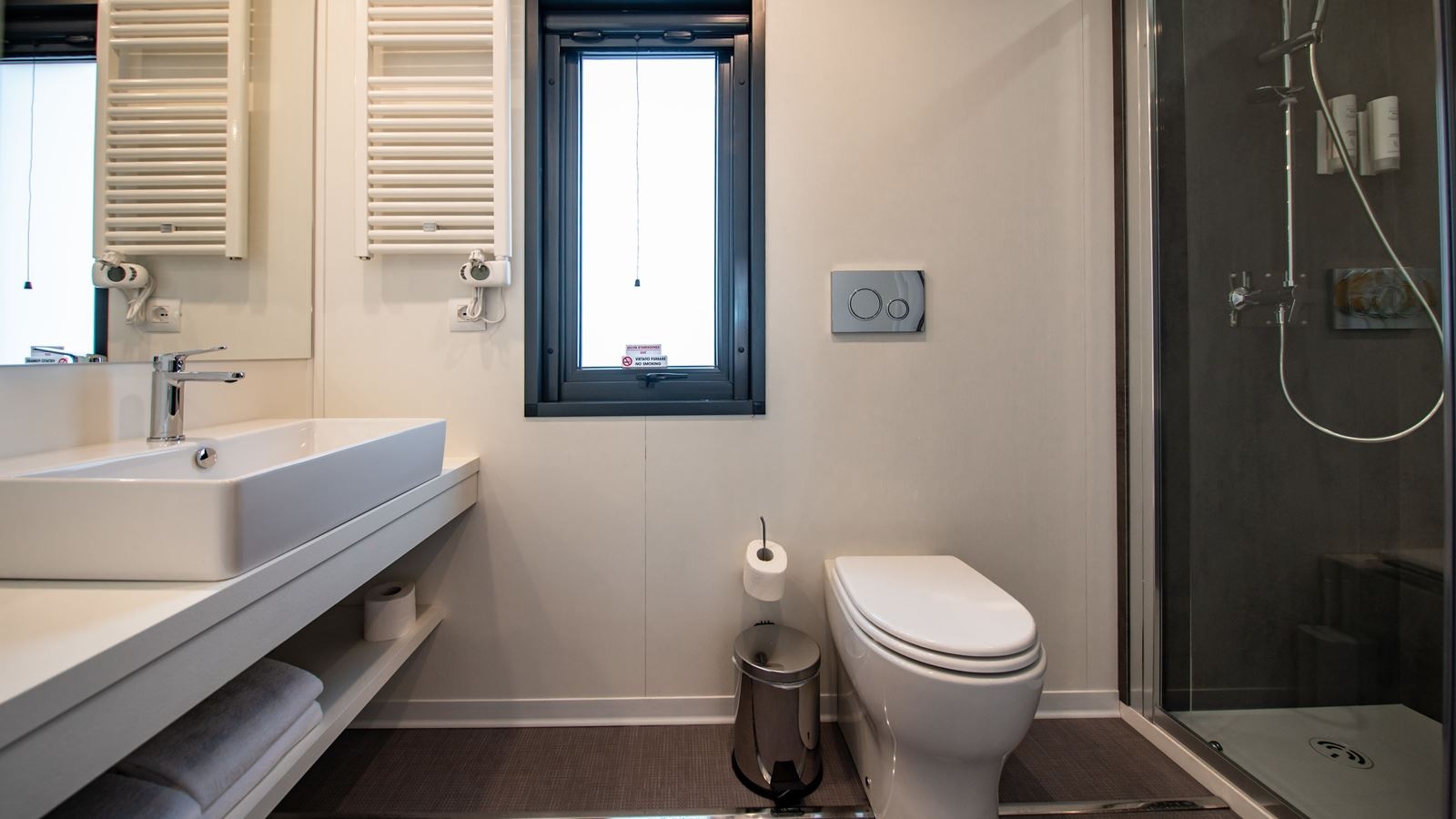 rooms-2-bedroom-beach-cottage-2-bathrooms