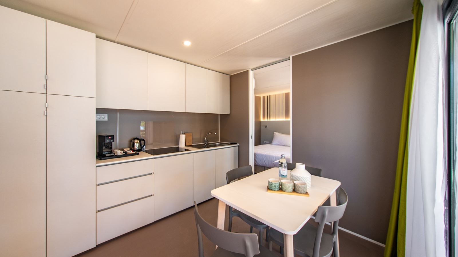 rooms-2-bedroom-beach-cottage-2-bathrooms