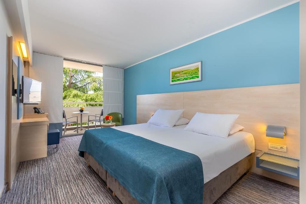 rooms-double-superior-room-balcony