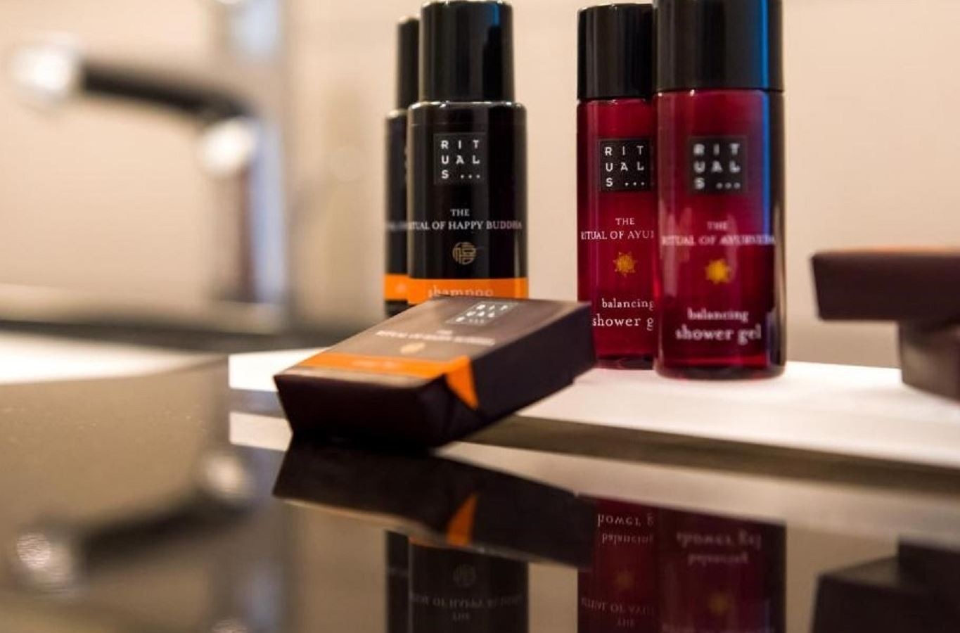 rooms-standard-room-park-view-balcony