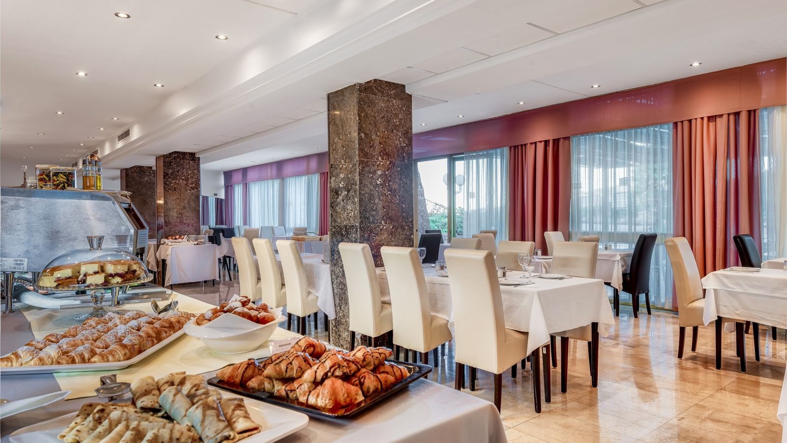 restaurants-restaurant