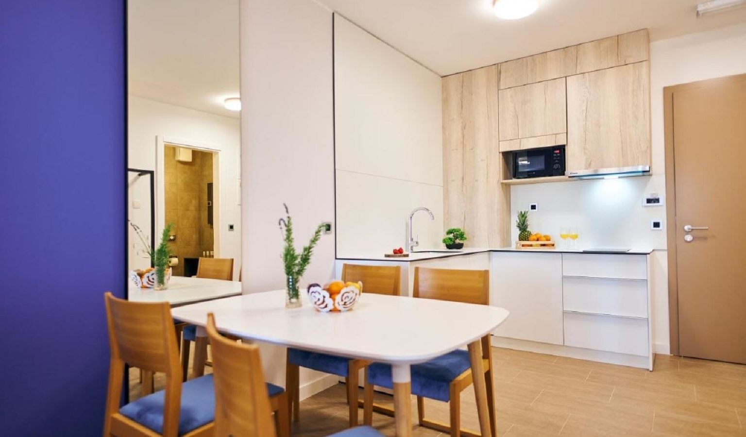 rooms-1-bedroom-apartment-seaview-balcony