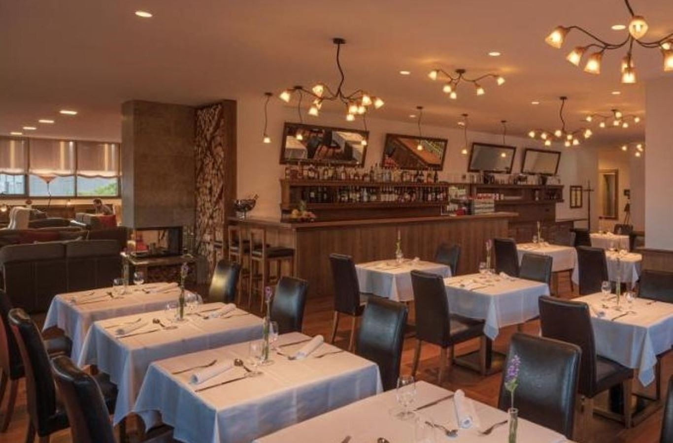 restaurants-restaurants