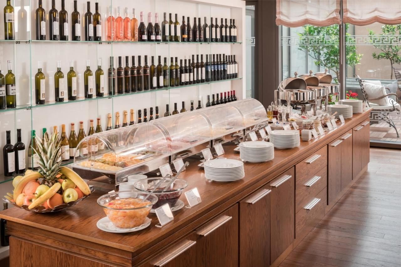 restaurants-restaurants