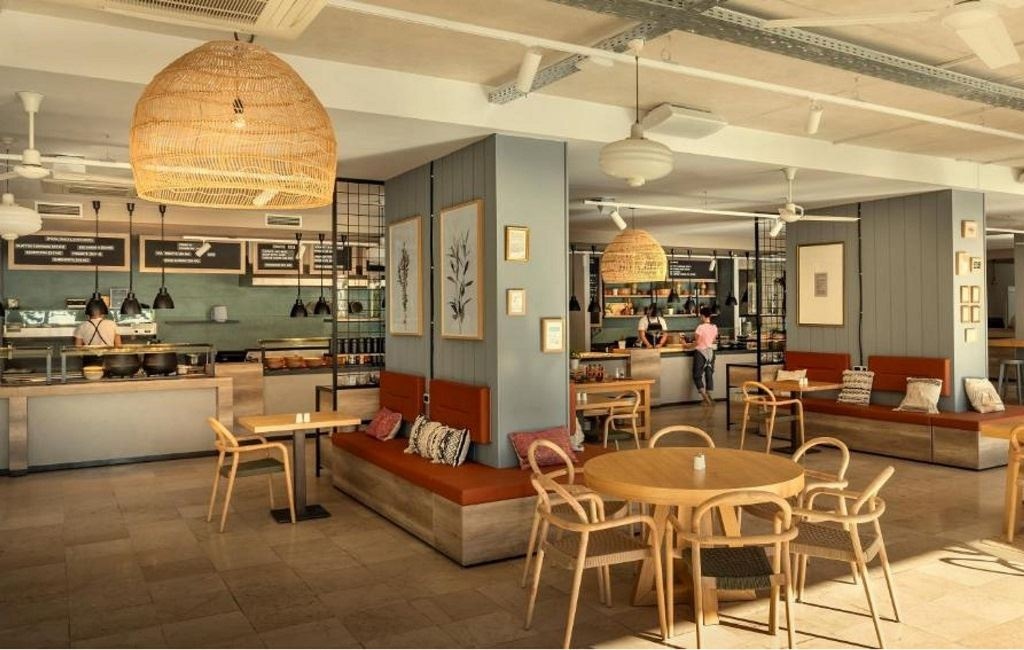 restaurants-main-building