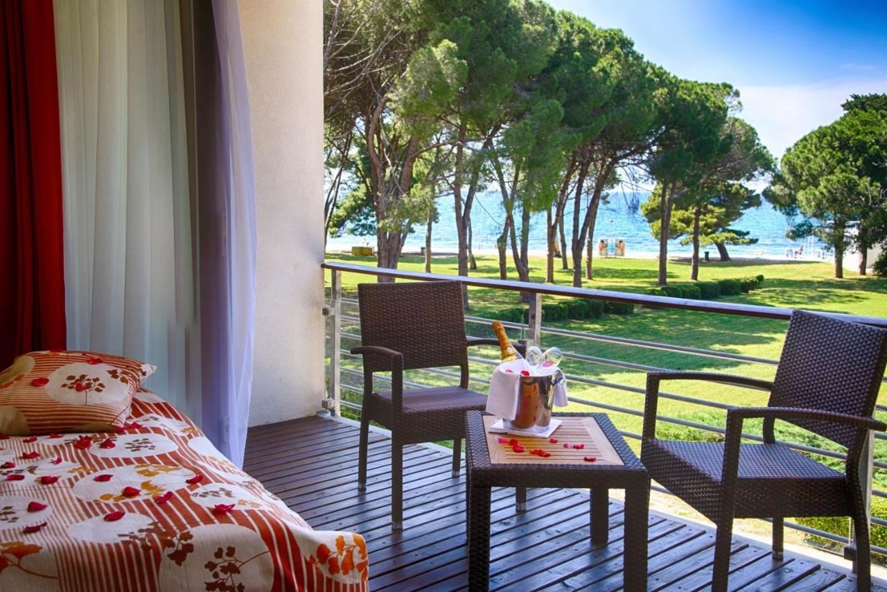 rooms-comfort-room-balcony