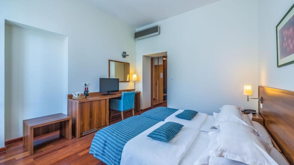 rooms-standard-room-seaside